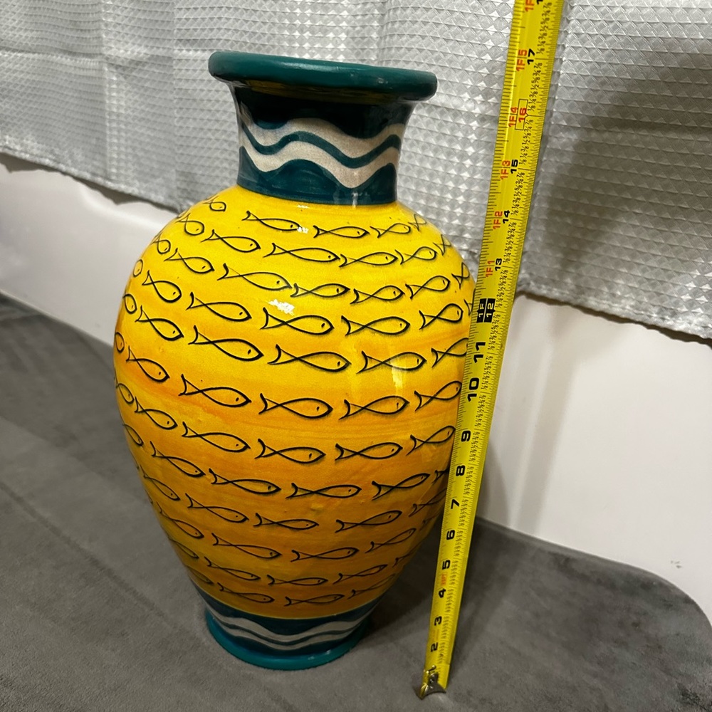 Beautiful vintage Moroccan hand painted vase. Similar ones can be found online.